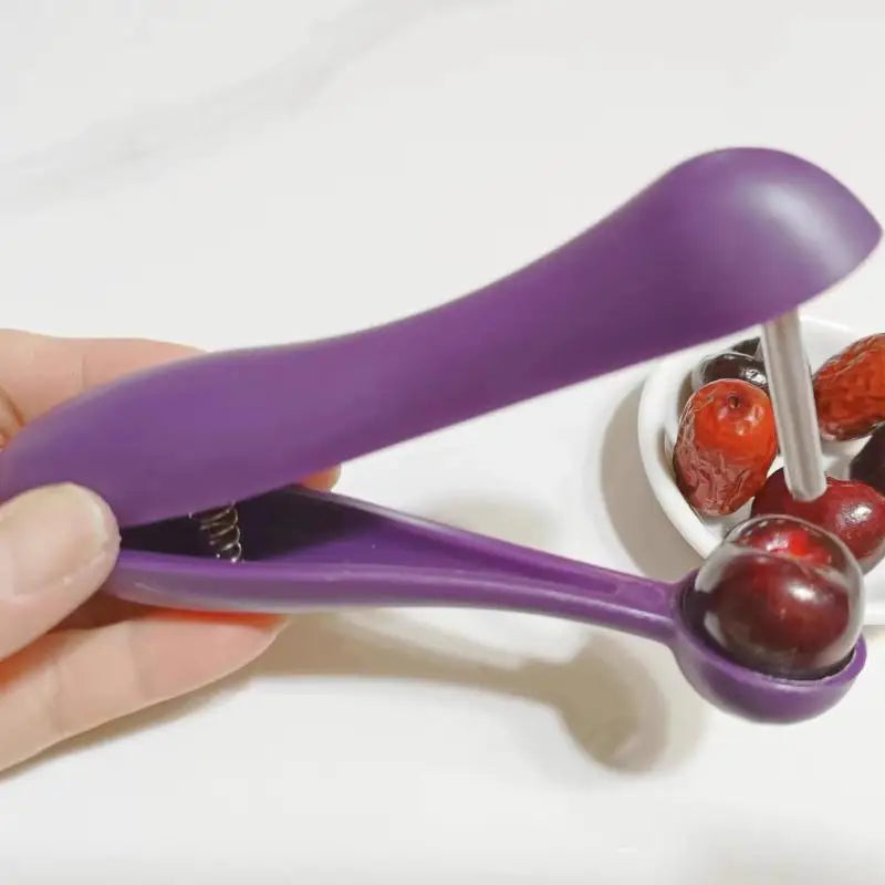 Multifunctional Cherry Pitter Squeeze